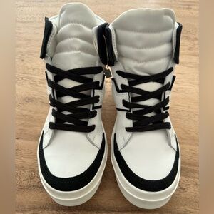 Luxury Sneakers Cinzia Araia White and Black High-Top